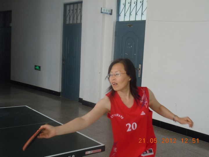 铁岭技师学院举行第二届教职工乒乓球比赛