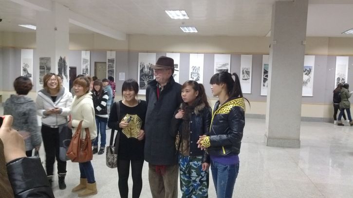 书法社团参观铁岭市博物馆